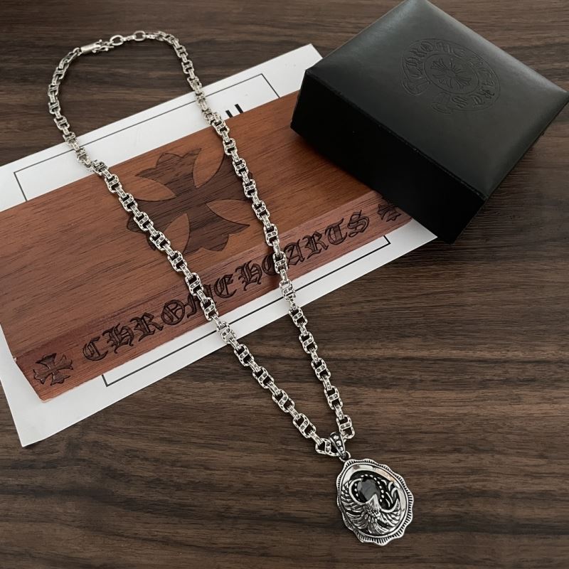 Ch**me He**ts necklaces
